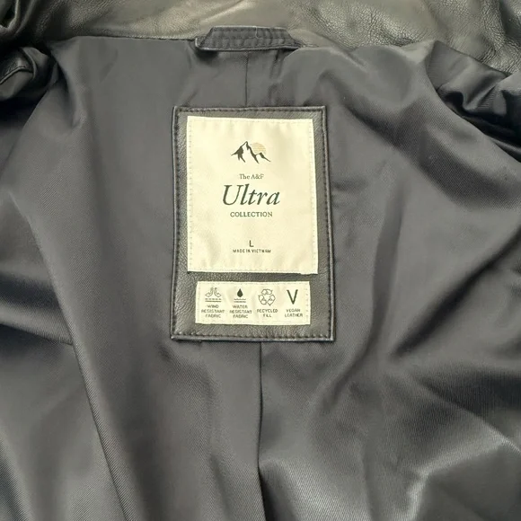 Abercrombie & Fitch Ultra Collection Vegan Leather Puffer Jacket – Black (Size L - Picture 2 of 3